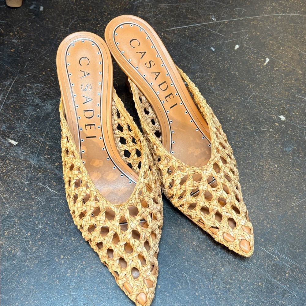 Casadei Versilia 
woven faux leather upper pointed toe mules heels